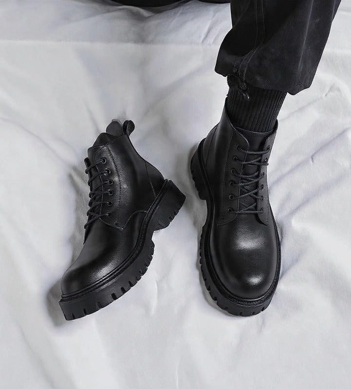 The Urban Pulse | Modern High-Activity Sneaker